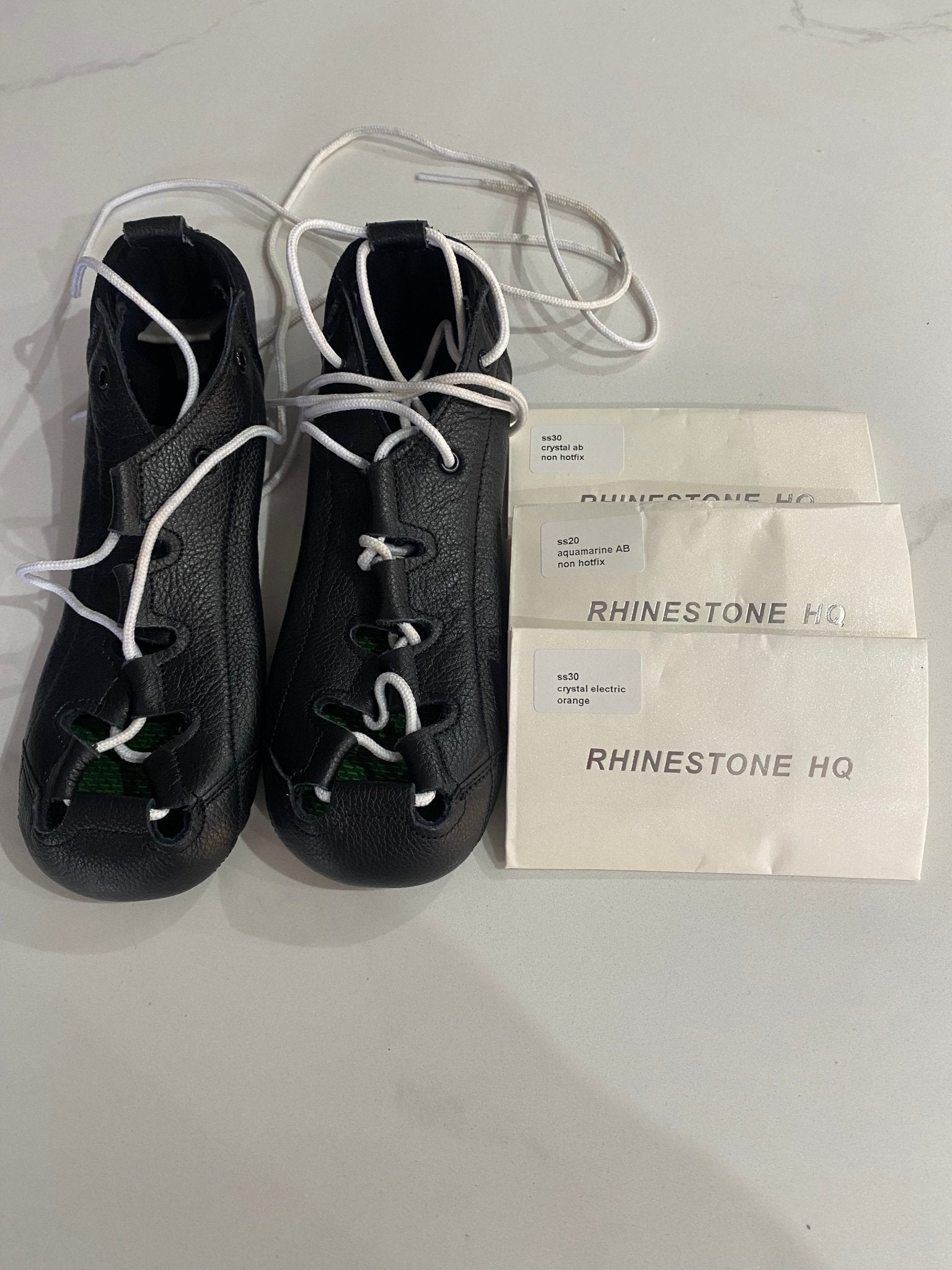 Annie Buckle. Irish Dancing Pump light soft shoe Buckles Set of 6 .Triple row Design.  Reel pomp - Rhinestone HQ