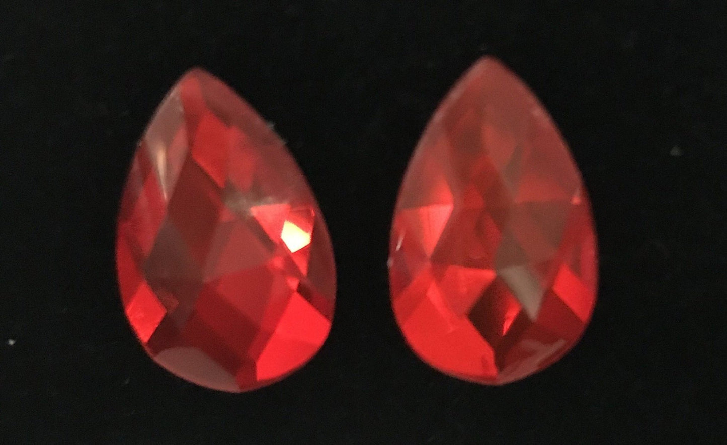Earrings Teardrop Pear Studs - Rhinestone HQ