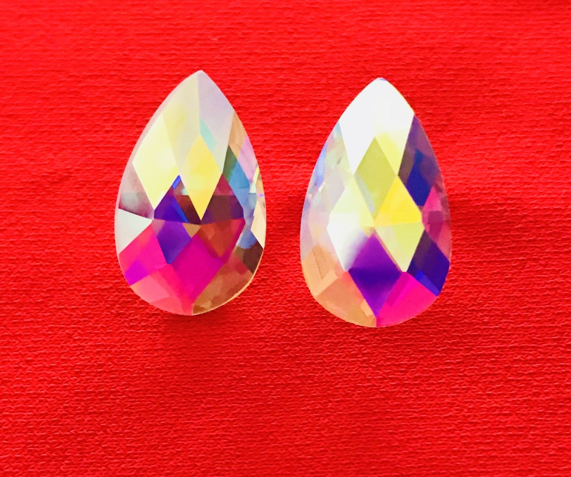 Earrings Teardrop Pear Studs - Rhinestone HQ