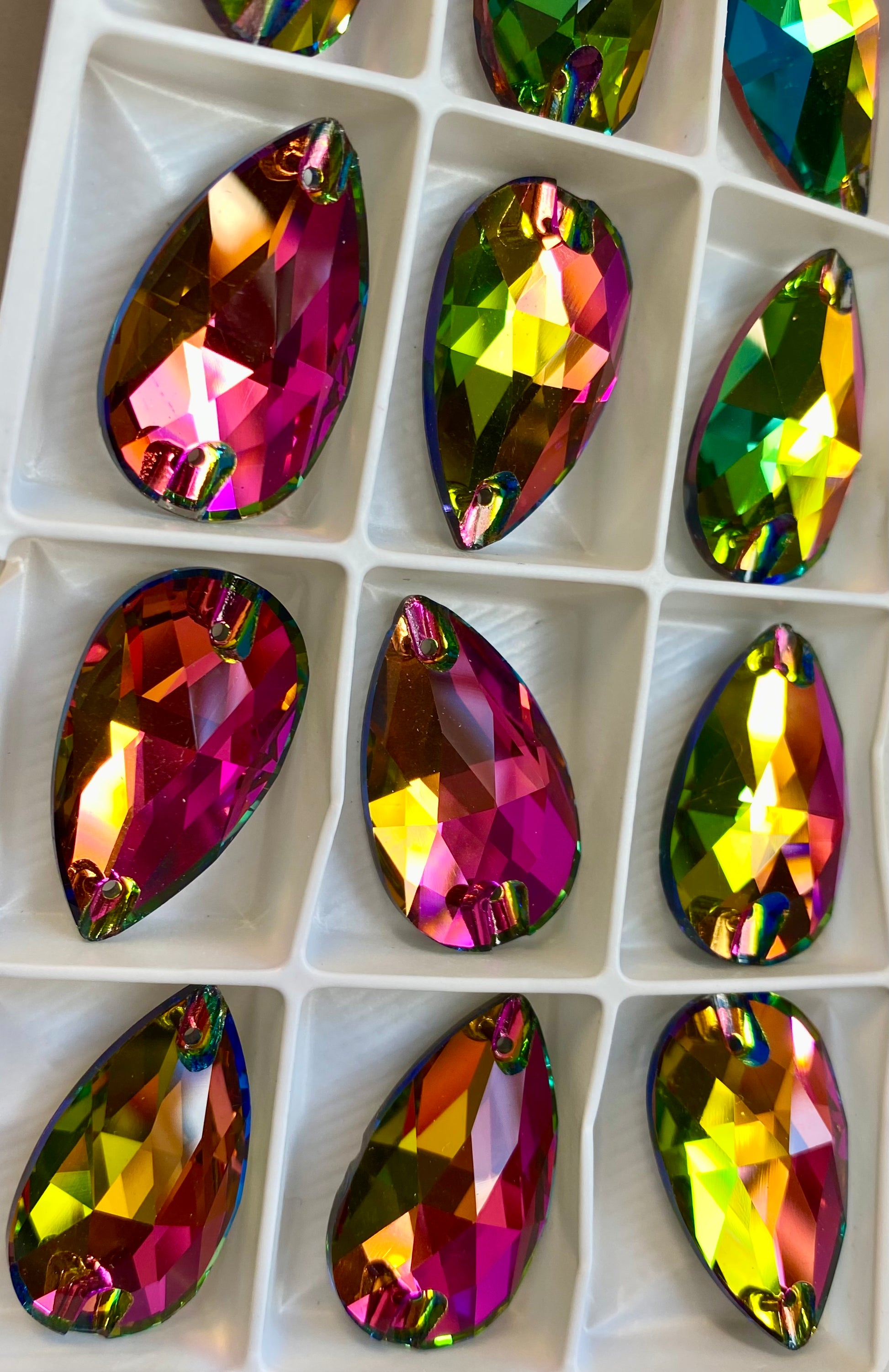 Sew on Stones shapes Rainbow vitrail - Rhinestone HQ